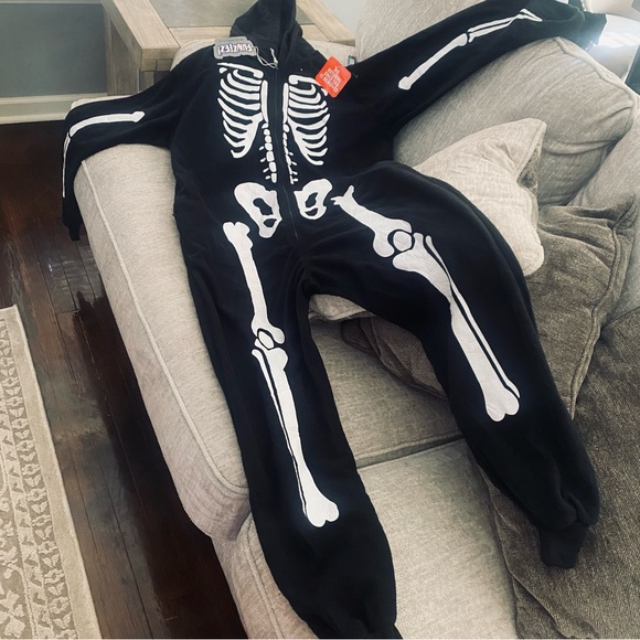 FUNZIEZ Slim Fit Adult Onesie - Animal Halloween Costume - Plush Fruit One Piece - Picture 11 of 16